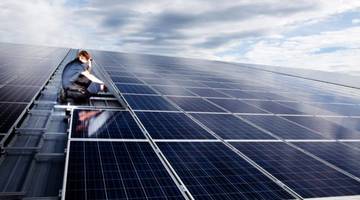 Элон Маск хочет сделать солнечную энергию «модной»: и это умный ход