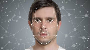 Создан алгоритм, который мешает системе распознавания лиц